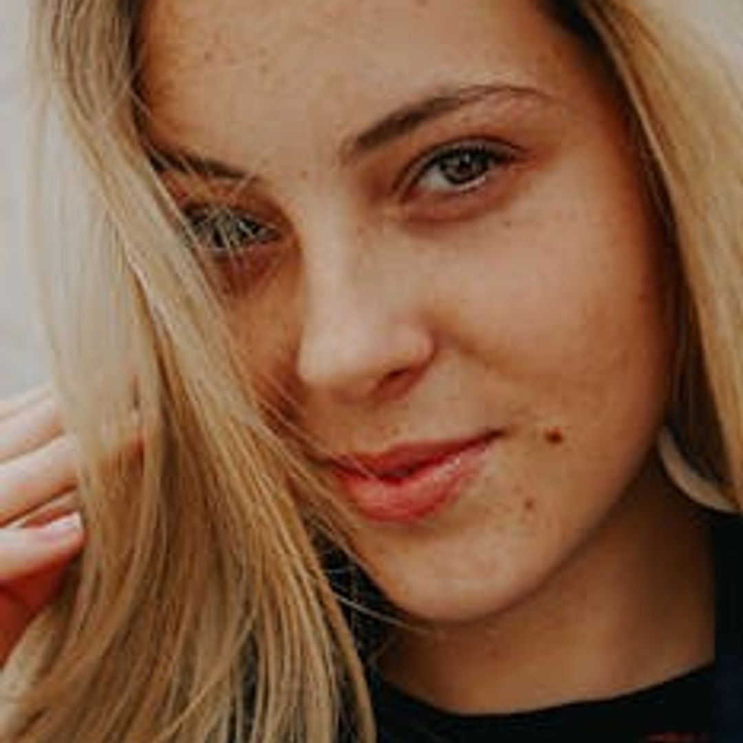 The Secret to Deepening Friendships While Navigating Life Changes