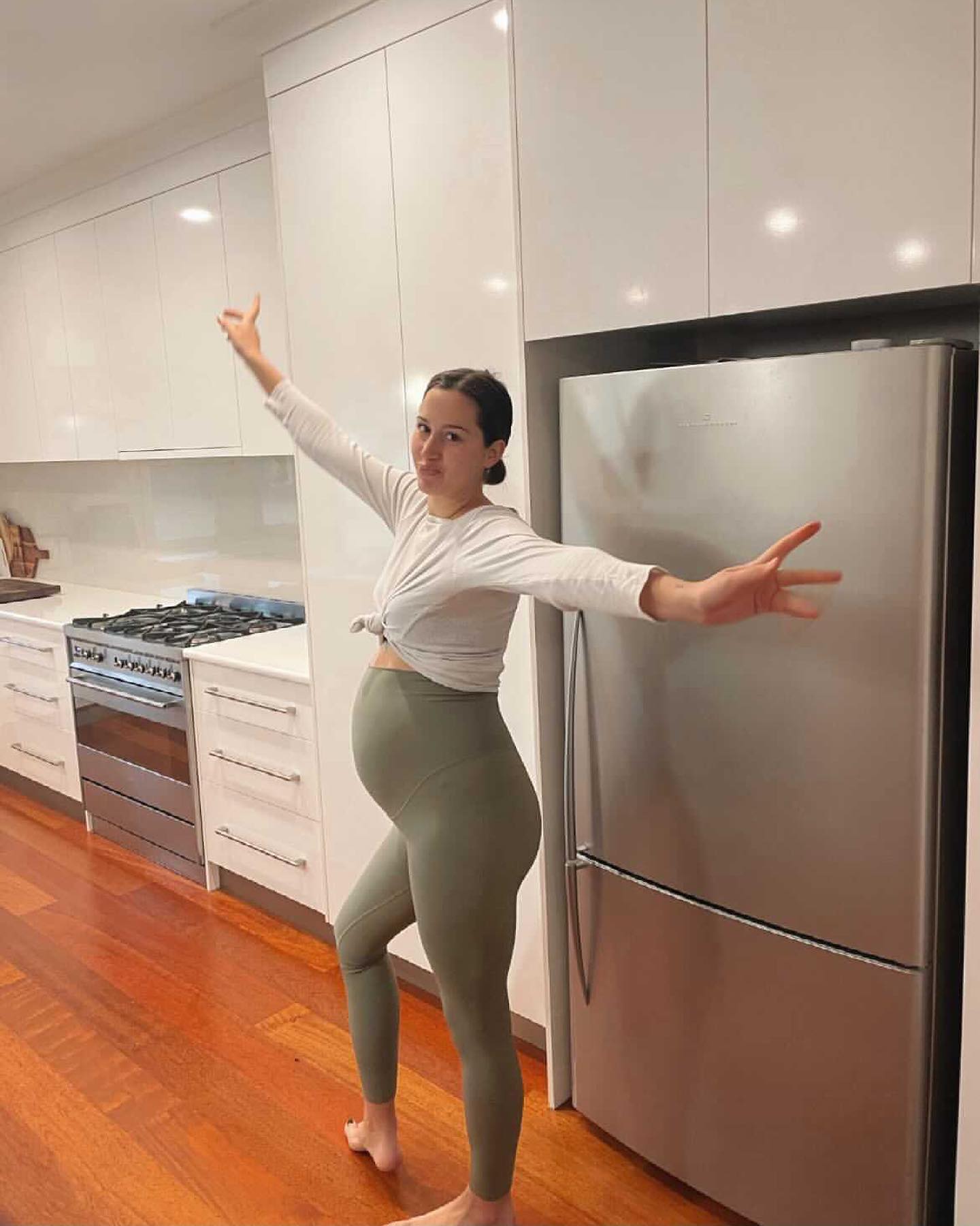 7/8 Maternity Leggings - Olive FINAL SALE