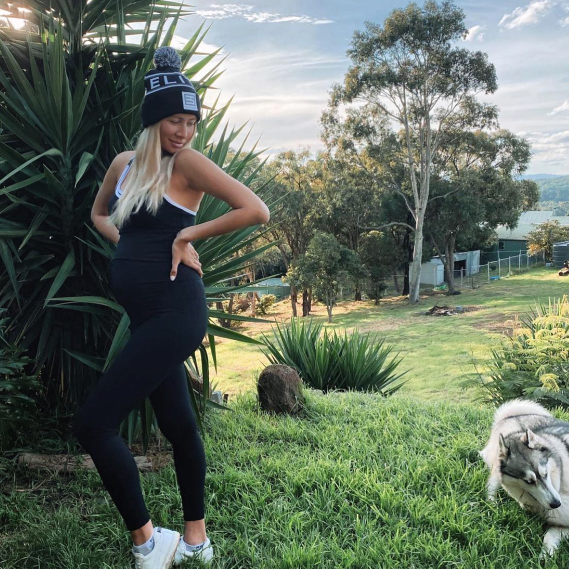 7/8 Pocket Maternity Leggings - Black